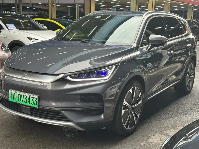 Фотография автомобиля — BYD Tang