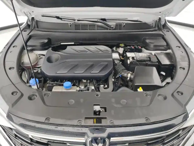 Changan X5 Plus — Фото автомобиля 10