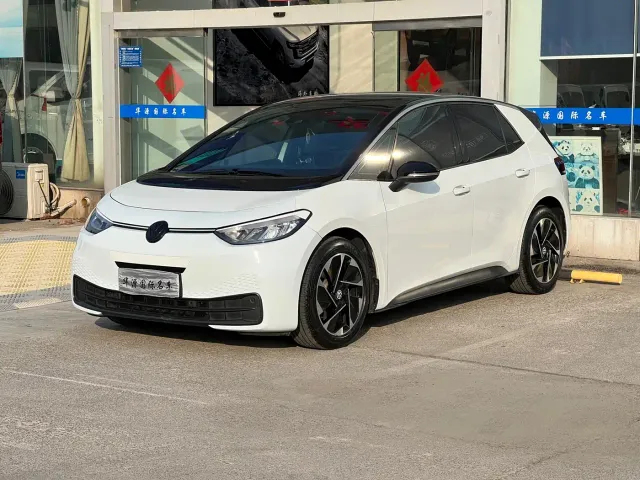 Volkswagen ID.3 — Фото автомобиля 3