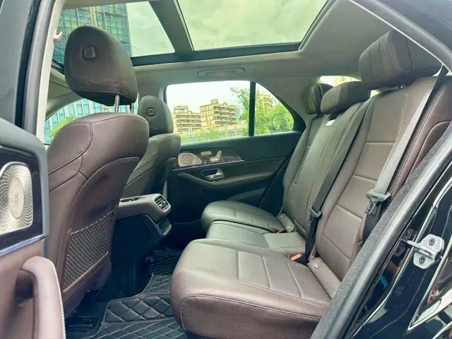 Mercedes-Benz GLE-Class — Фото автомобиля 4
