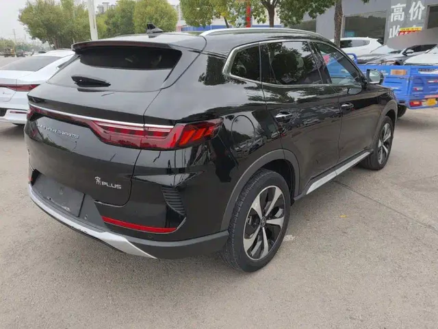 BYD Song PLUS — Фото автомобиля 3
