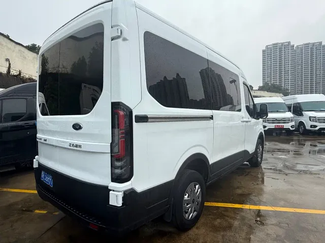 Ford Transit T8 — Фото автомобиля 7