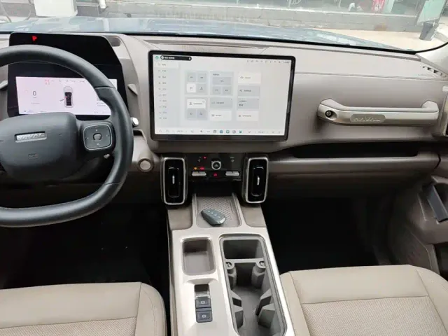 Haval Big Dog — Фото автомобиля 12