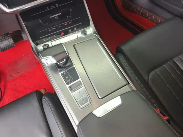 Audi A6L — Фото автомобиля 13