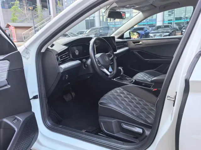 Volkswagen Sagitar — Фото автомобиля 4