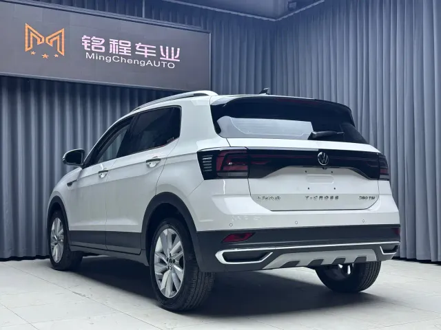 Volkswagen T-Cross — Фото автомобиля 6