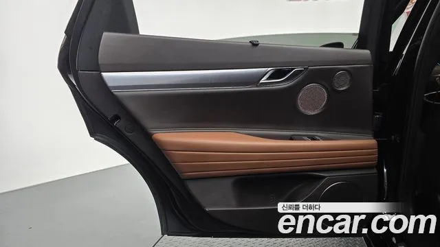 Genesis G80 RG3 — Фото автомобиля 14