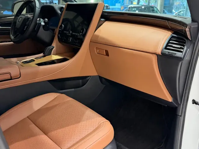 Toyota Vellfire — Фото автомобиля 6