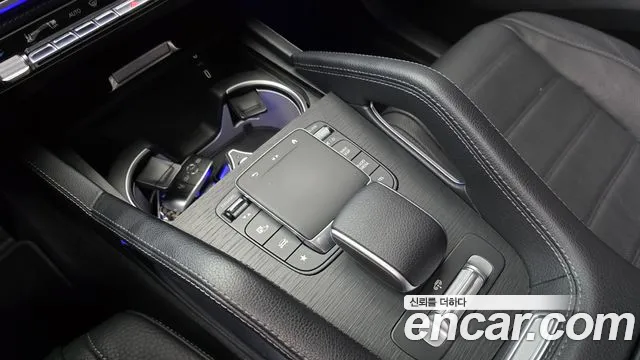 Mercedes-Benz GLE-Class — Фото автомобиля 18