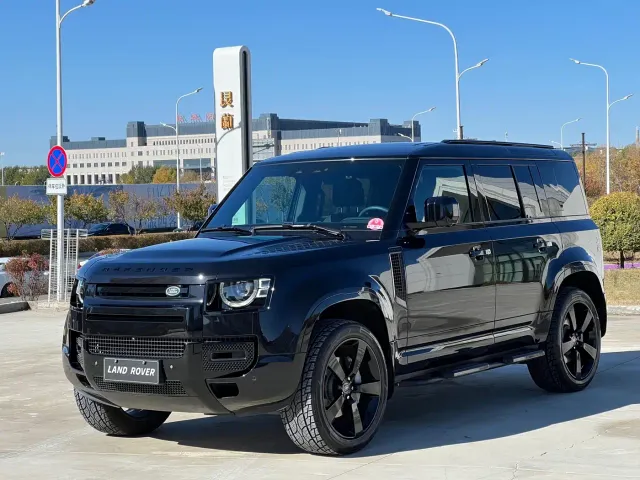 Фотография автомобиля — Land Rover Defender