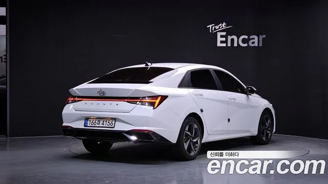 Hyundai AVANTE Avante (CN7) — Фото автомобиля 2