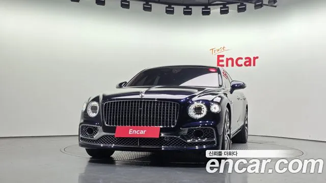 Bentley Flying Spur — Фото автомобиля 3