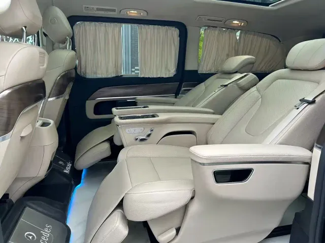 Mercedes-Benz V-Class — Фото автомобиля 4