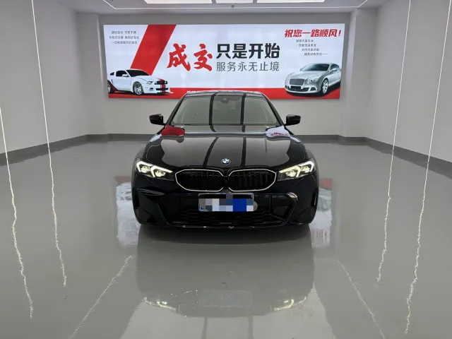 BMW 3 Series — Фото автомобиля 2