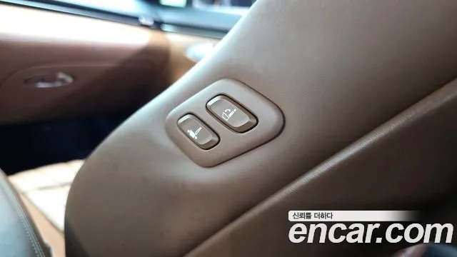 Genesis GV70 — Фото автомобиля 19