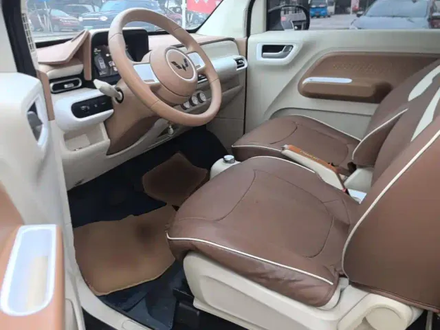 Wuling Hongguang Mini EV — Фото автомобиля 14