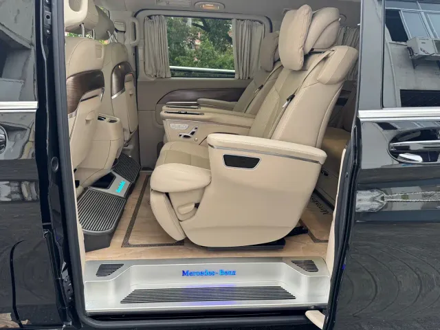 Mercedes-Benz V-Class — Фото автомобиля 8