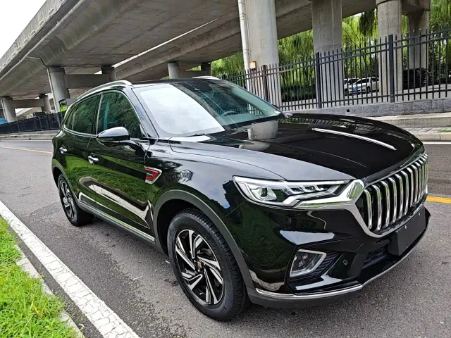 Hongqi HS5 — Фото автомобиля 3