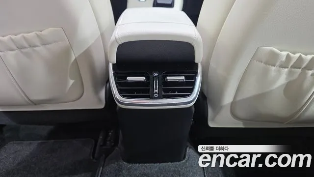 Hyundai Grandeur Новый Grandeur IG — Фото автомобиля 30