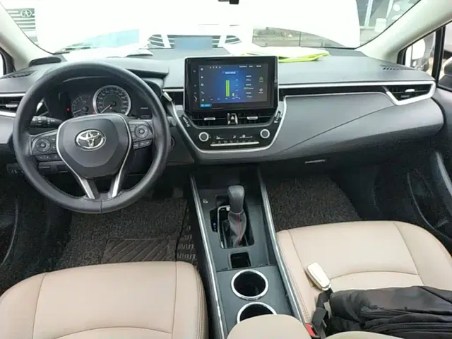 Toyota Corolla — Фото автомобиля 9