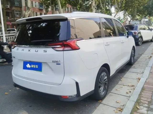 Maxus EUNIQ 5 — Фото автомобиля 3