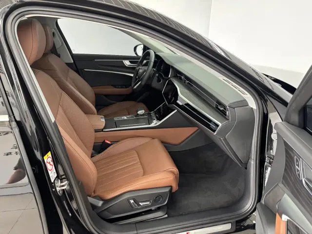 Audi A6L — Фото автомобиля 25