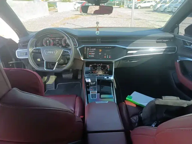 Audi A7L — Фото автомобиля 9