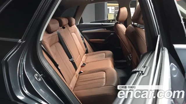 Audi Q5 FY — Фото автомобиля 18