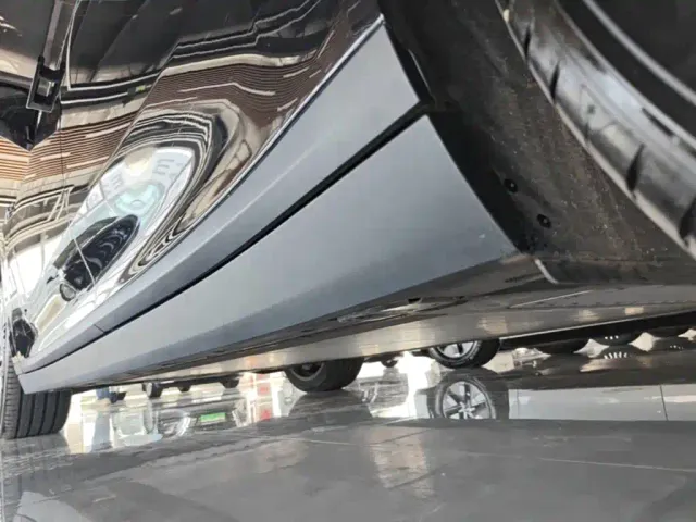 Li Auto i8 — Фото автомобиля 21
