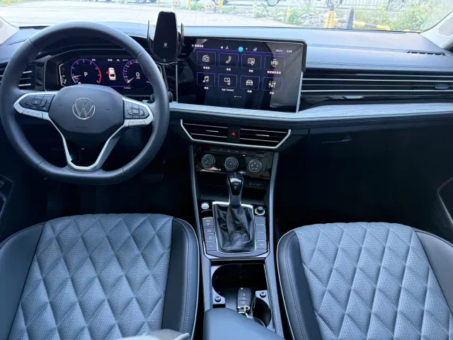 Volkswagen Sagitar — Фото автомобиля 5