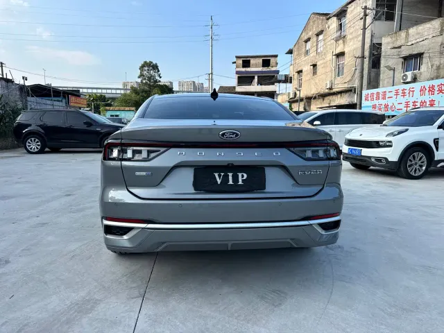 Ford Mondeo — Фото автомобиля 4