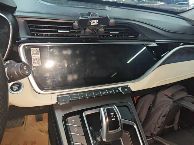 Geely Boyue — Фото автомобиля 12