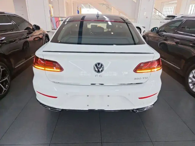 Volkswagen CC — Фото автомобиля 5