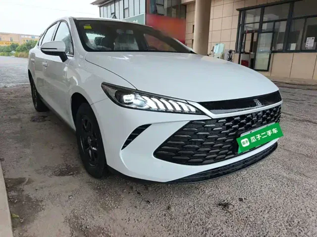 BYD Qin PLUS — Фото автомобиля 3