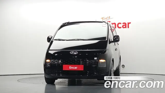 Hyundai Staria Staria Карго 3 места — Фото автомобиля 3