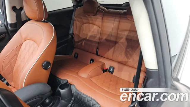 Mini Cooper — Фото автомобиля 11
