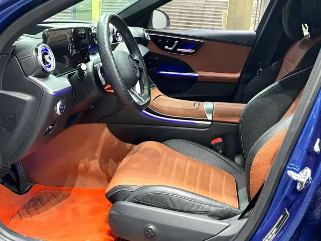 Mercedes-Benz C-Class — Фото автомобиля 4