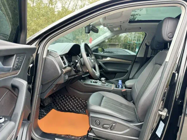 Audi Q5L — Фото автомобиля 8
