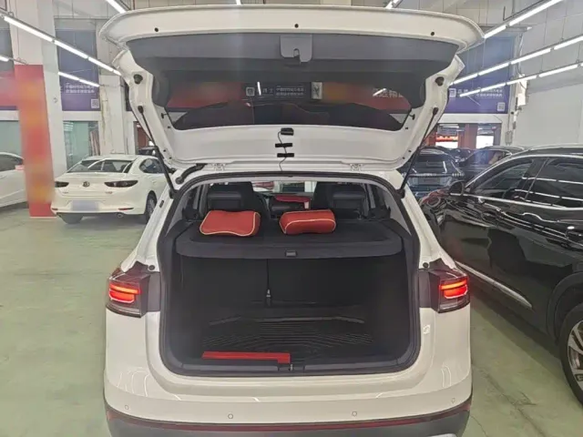 Volkswagen Tharu — Фото автомобиля 18
