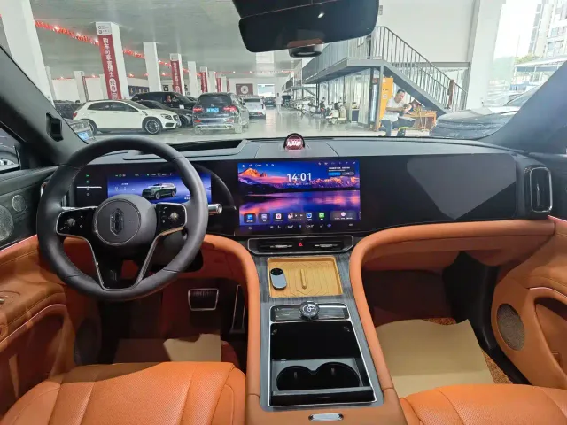 AITO Wenjie AITO M9 2024 Range Extender Max Edition 42kWh 6-seater — Фото автомобиля 17