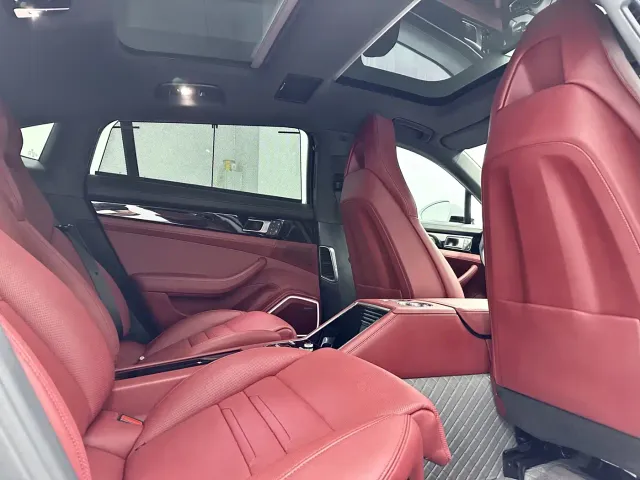 Porsche Panamera — Фото автомобиля 14