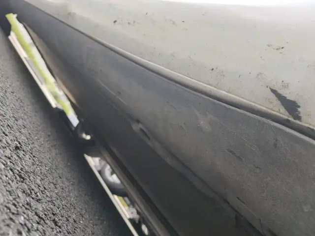Tesla Model 3 — Фото автомобиля 14