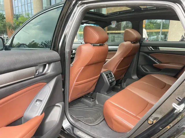 Honda Inspire — Фото автомобиля 7