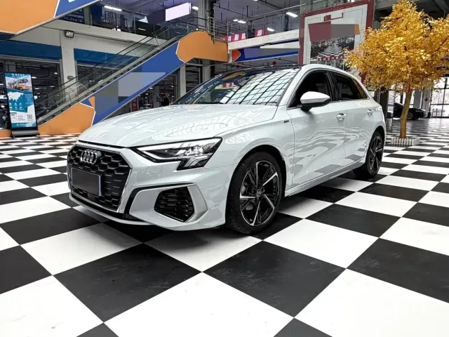 Фотография автомобиля — Audi A3