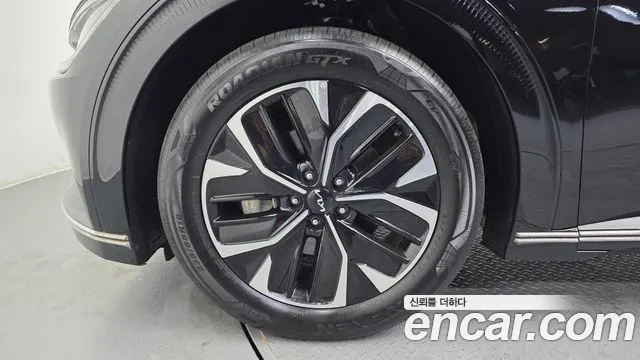 Kia EV6 — Фото автомобиля 5