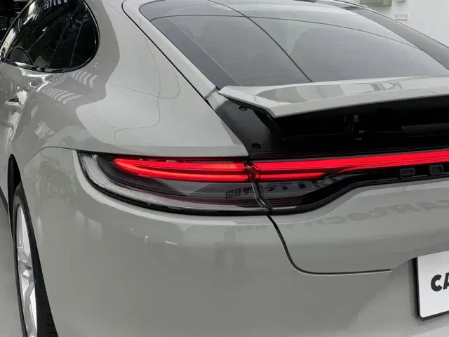 Porsche Panamera — Фото автомобиля 7