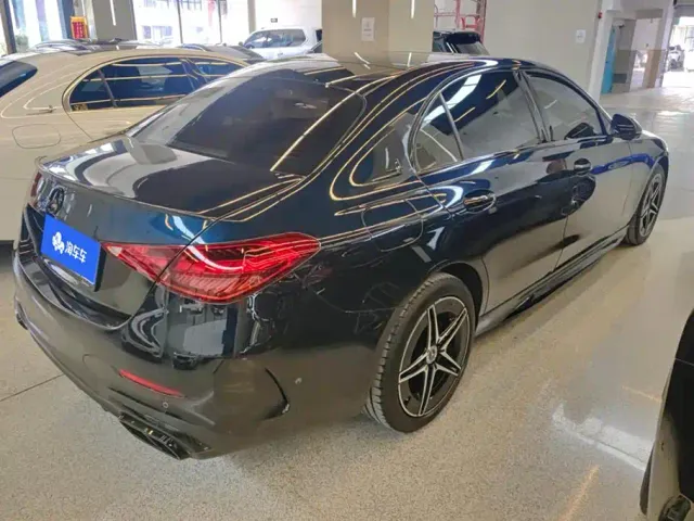 Mercedes-Benz C-Class — Фото автомобиля 3
