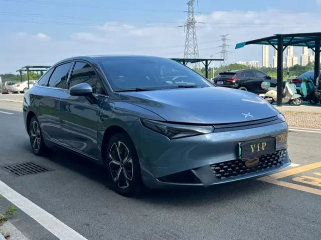 Xpeng P5 — Фото автомобиля 3