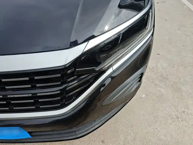 Volkswagen Passat — Фото автомобиля 23