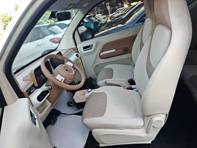 Wuling Hongguang Mini EV — Фото автомобиля 14
